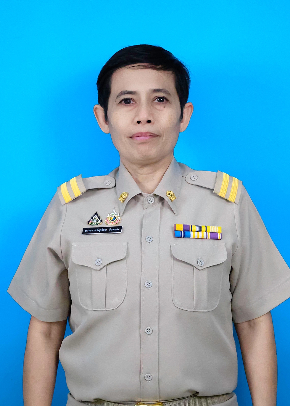 นางสาวขวัญเรือน นันทแสง